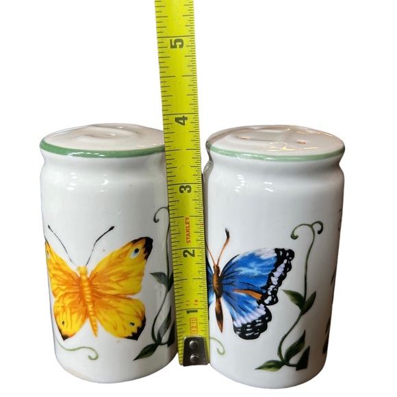 Porcelain Butterfly Printed Salt & Pepper Shakers EXCELLENT Condition Purple Red - Picture 6 of 7